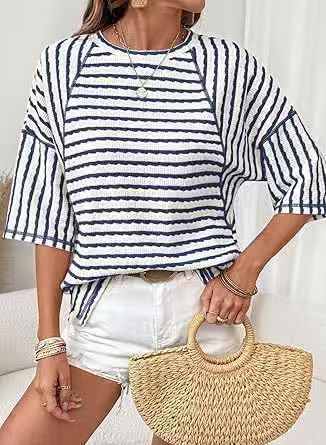 Loose-fitting round neck striped T-shirt, versatile short-sleeved top